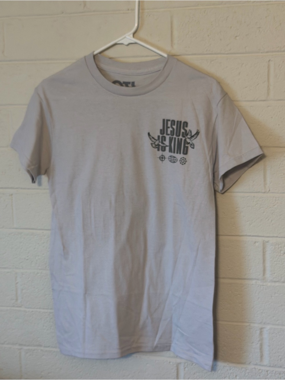On The Low OTL Men's Jesus Is King Graphic Tee Gray Streetwear Size Small